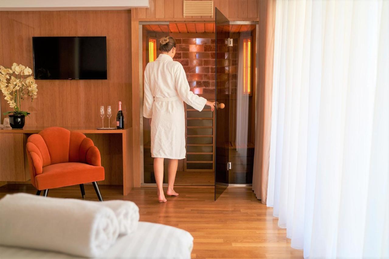 Hotel Glory Oradea Ngoại thất bức ảnh